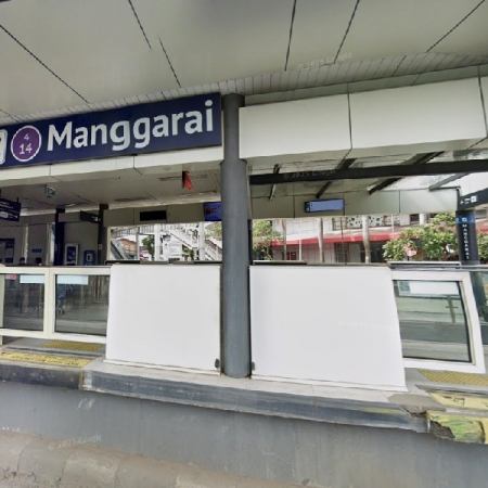 Platform Screen Door St. Manggarai